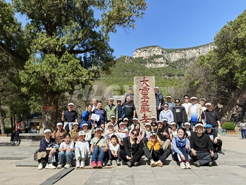 千年古剎靈巖寺
